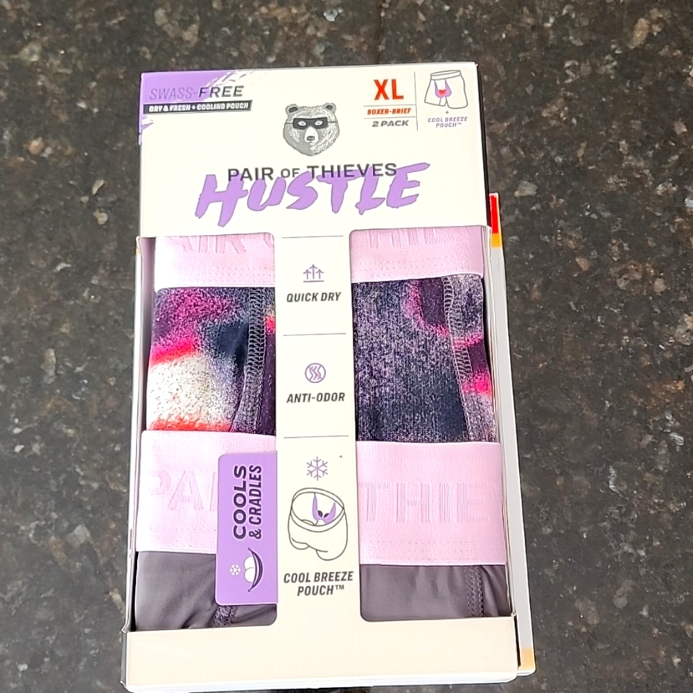 Pair of Thieves Hustle , XL